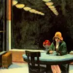 Edward Hopper'ın Automat tablosu; gece vakti bir kafeteryada tek başına oturan, kahvesine bakarak derin düşüncelere dalmış, şapkalı ve kabanlı bir kadın.